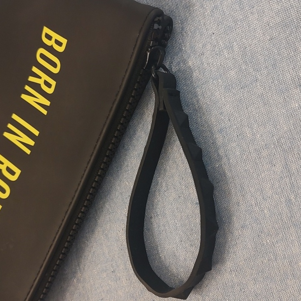 Valentino Born In Roma wristlet - Picture 4 of 5